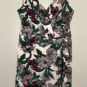 Casual but Cute romper! Worn only a few times still looks new.